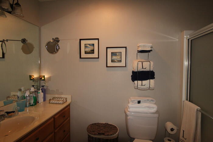 Master Bath Listing photo 11