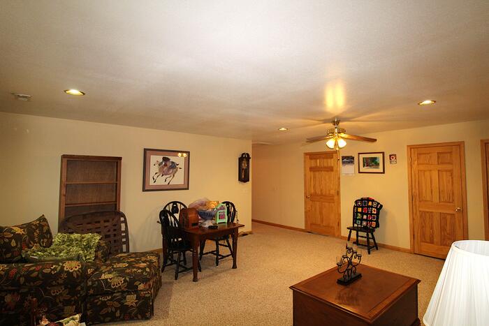 Basement Listing photo 17