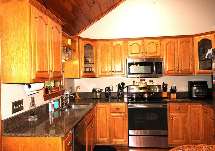 Kitchen Listing photo 6