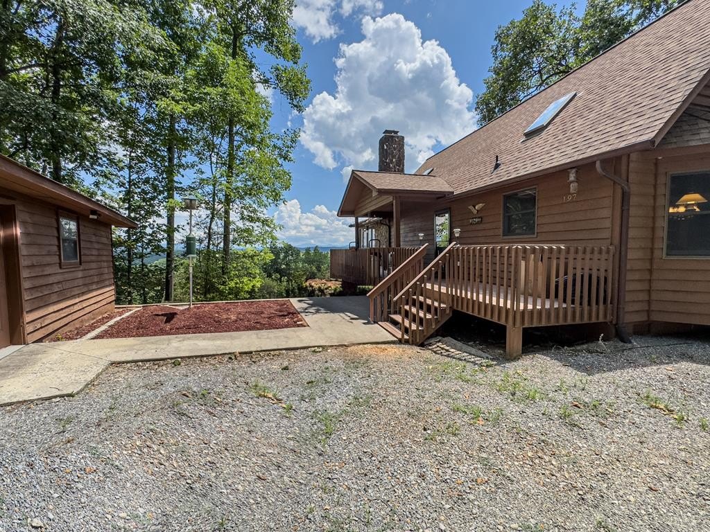 Listing photo 10