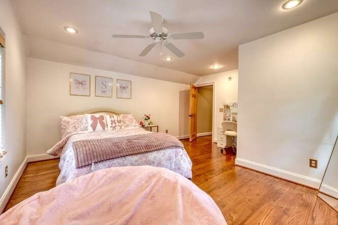 Listing photo 34