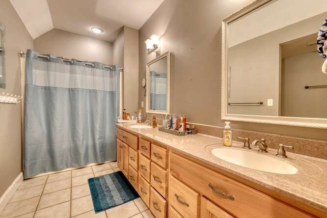 Listing photo 35